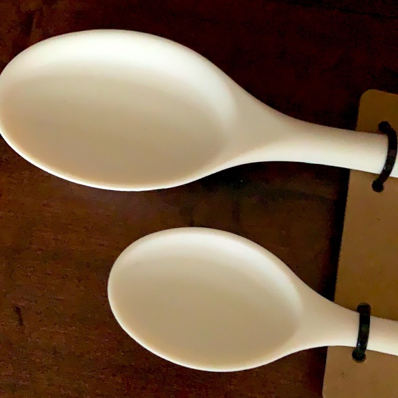 SOLD - Rae Dunn STIR Spoon Set - Picture 3 of 3